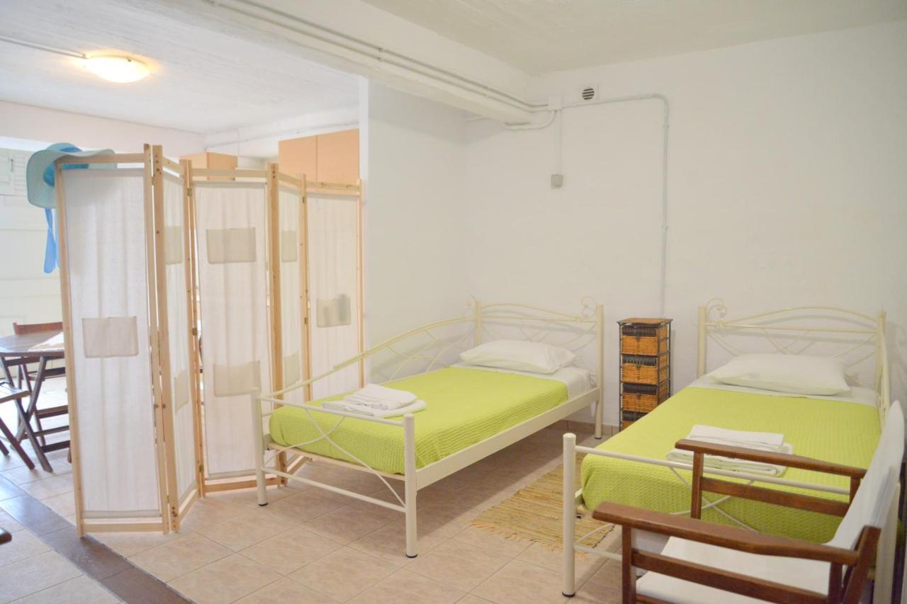 Milos Apartments Kardapis Ground Floor Klima  외부 사진